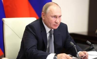 Путин заявил, что экономика России уже к середине 2021 года восстановилась от последствий пандемии