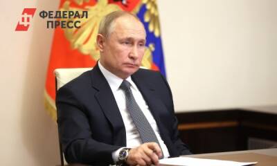 Путин призвал доработать закон о сертификатах о вакцинации