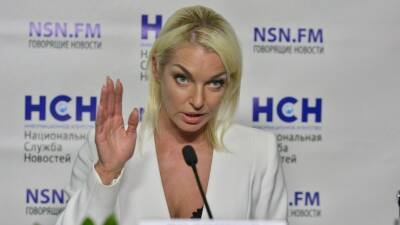 «Вы — позорище»: Волочкова пообещала больше не общаться с журналистами