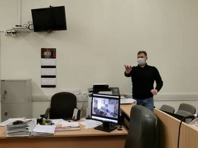 На заседании суда по делу Максима Резника показали видео с обыска
