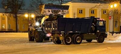 Более 12 тысяч кубометров снега вывезла с улиц Петрозаводска производственная компания
