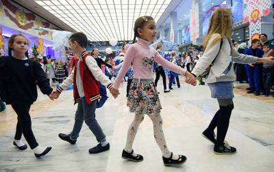 В московских школах пройдут новогодние елки с соблюдением мер безопасности