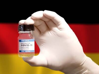 В «Векторе» заявили об успешном испытании трехкратного введения вакцины «ЭпиВакКорона — Н»