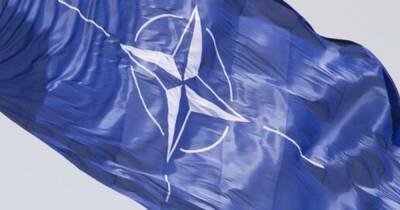 НАТО призывает Россию отвести войска от Украины