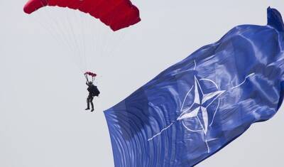 НАТО: С Россией необходимо вести диалог на принципах взаимности