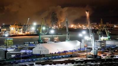 Пожару на корвете в Петербурге присвоен наивысший ранг сложности