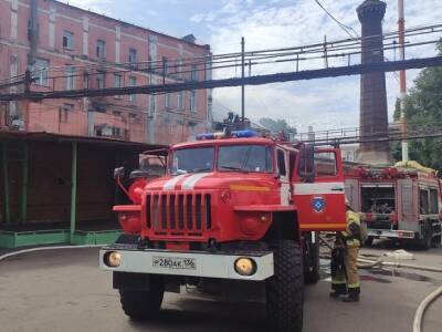 ТАСС: При возгорании на корвете в Петербурге пострадали пожарные