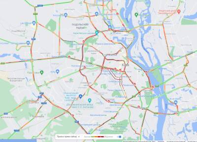 Киев остановился в пробках: какие улицы стоит объехать