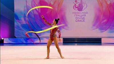 Турнир по художественной гимнастике завершился победой российской спортсменки Лалы Крамаренко
