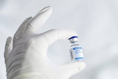 ВОЗ одобрила девятую вакцину от коронавируса