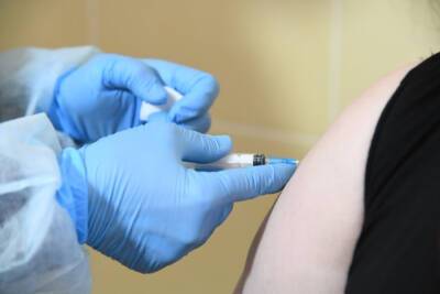 Более 1,3 млн волгоградцев вакцинировались от коронавируса