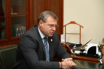 Губернатор Астраханской области встретился с замминистра просвещения РФ