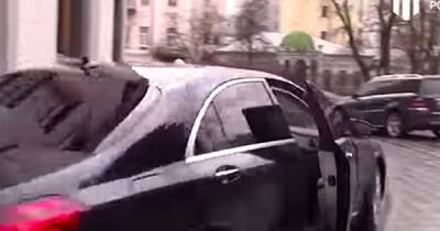 Появилось видео отъезда Порошенко в аэропорт с криком «поехали, твою мать»