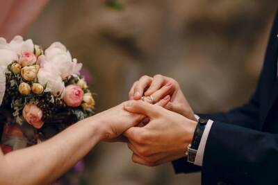 В 2021 году новгородцы чаще заключали брак, чем разводились