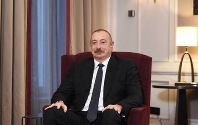 Президент Ильхам Алиев: Уровень финансового вклада в Армению, будь то пожертвования или кредит, должен быть одинаковым с Азербайджаном