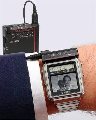 Часы с телевизором из 1982 года - pravda-tv.ru - Япония