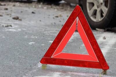В Заволжском районе столкнулись две иномарки, пострадал пассажирка