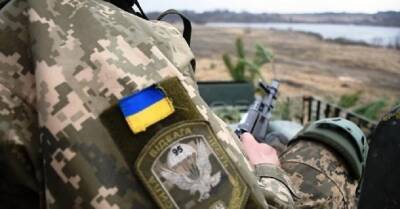 На Донбассе украинских защитников обстреляли из минометов и гранатометов, есть раненный