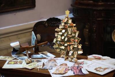 Выставка «Волшебный мир зимних праздников» открылась нижегородской усадьбе Рукавишниковых