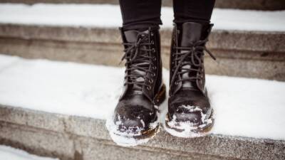 Как ухаживать за обувью зимой: полезные лайфхаки