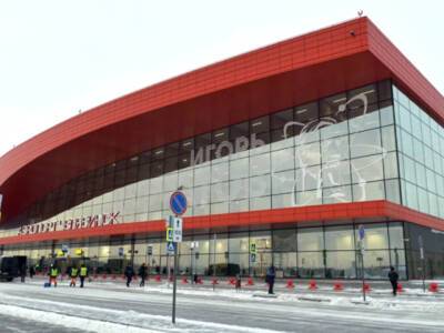 Челябинский аэропорт приостановил работу из-за непогоды