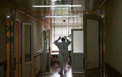 В России зарегистрирован минимум смертей от коронавируса за последние два месяца