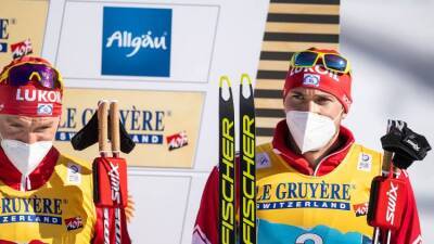 Россияне Большунов и Ретивых завоевали бронзу на этапе КМ по лыжным гонкам в Германии
