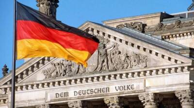 Спасаются от Омикрона: в Германии требуют ужесточить правила въезда