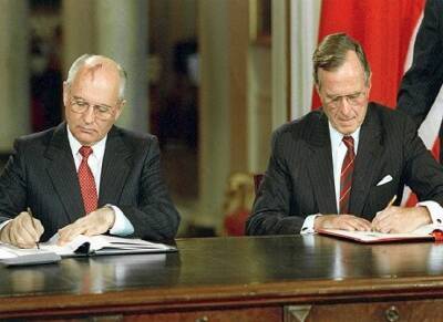 Зачем Горбачёв в 1990 году подарил США «кусок» Советского Союза - Русская семерка