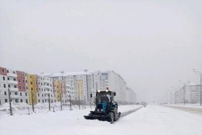 Снегопад преподнес курским автомобилистам сезонные сюрпризы