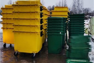 В Луге купили более 60 контейнеров для раздельного сбора мусора