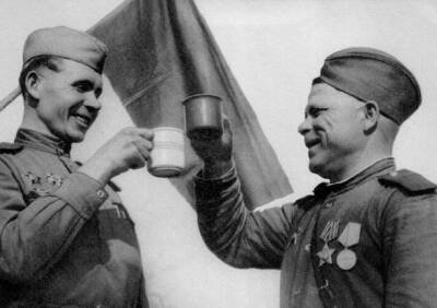 Как в РККА боролись со «злостными» пьяницами в Великую Отечественную - Русская семерка