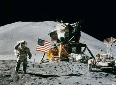 Специалисты ЕКА в декабре откроют запечатанный на Луне 50 лет назад контейнер