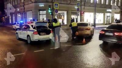 В Санкт-Петербурге столкнулись BMW и полицейский автомобиль