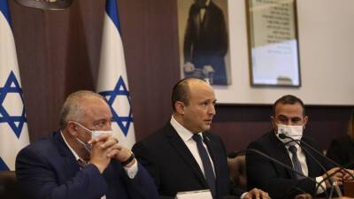 Премьер Израиля объявил о пятой волне коронавируса