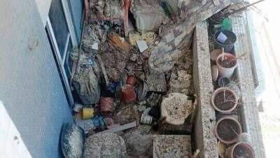 "Мы думали, там труп": соседи в Бат-Яме 7 лет страдают от смрада из грязной квартиры