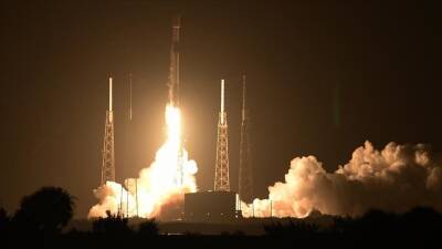 SpaceX осуществила запуск ракеты-носителя с турецким спутником связи
