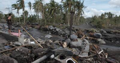 Жертвами супертайфуна на Филиппинах стали свыше 160 человек