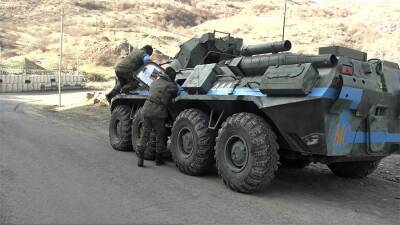 Миротворцы РФ в Карабахе отработали отражение удара на наблюдательный пост - iz.ru - Россия - Израиль - район Шушинский