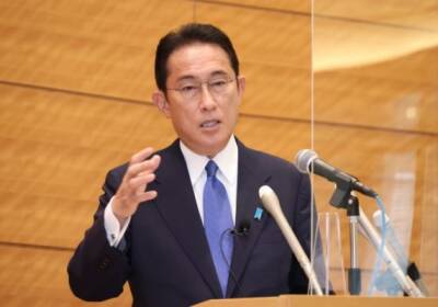 Премьер Японии заявил о необходимости ускорить заключение мирного договора с Россией