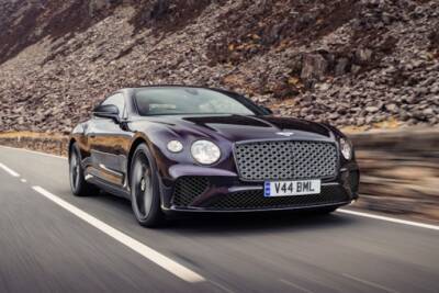 Bentley Continental GT получил новое исполнение Mulliner Blackline