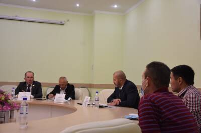 Председатель гордумы Игорь Седов инициировал совещание по дорожному хозяйству