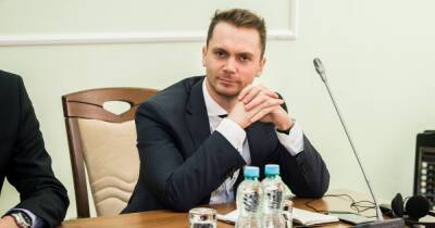 Михаил Жернаков о том, почему Конституционный суд не пустил к себе новых "судей" от Зеленского