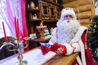 "Должен быть привитый": Милонов потребовал ввести спецправила для Деда Мороза
