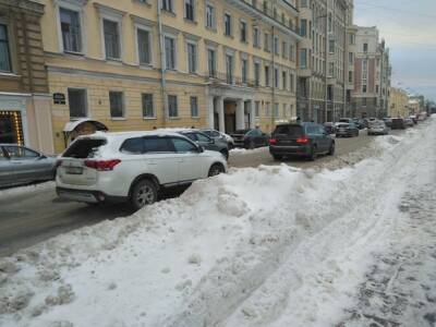 Прокуратура запустила проверку из-за «снежных» пробок на Московском шоссе в Петербурге