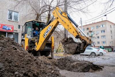 В Волгограде из-за аварии на теплотрассе 4 дома остались без отопления