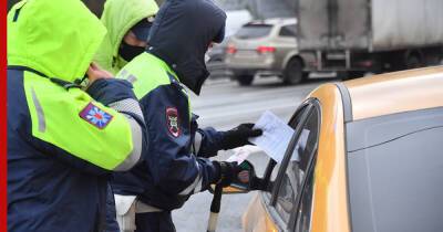 Операция "Карусель": как сотрудники ГИБДД заставляют водителей отказываться от тонировки