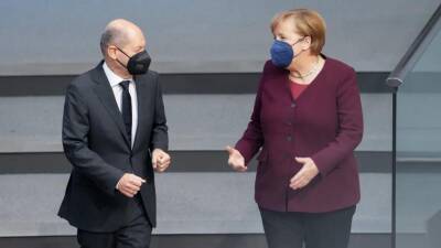 Новый план Меркель и Шольца: сможет ли Германия сломить четвертую волну?