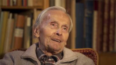 Умер чешский путешественник Мирослав Зикмунд. Ему было 102 года
