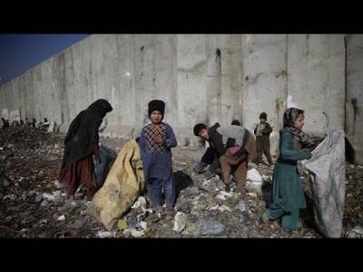 «Ни в чем себе не отказывайте»: ООН выдала Центробанку Афганистана $ 16 млн